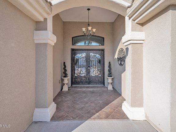 2nd image of 229 Zuni Ln