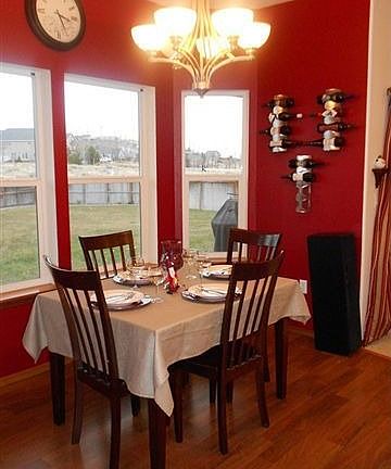 3rd image of 404 Pinnacle Dr