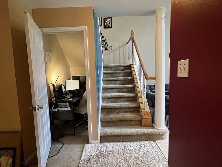 716 Martingale Rd — Photo 5