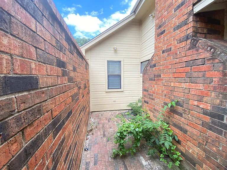 4131 Crossgate Ct — Photo 26