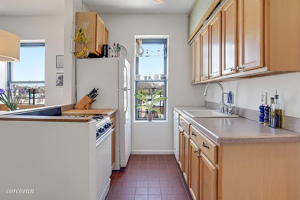 Sold by Corcoran | media 3