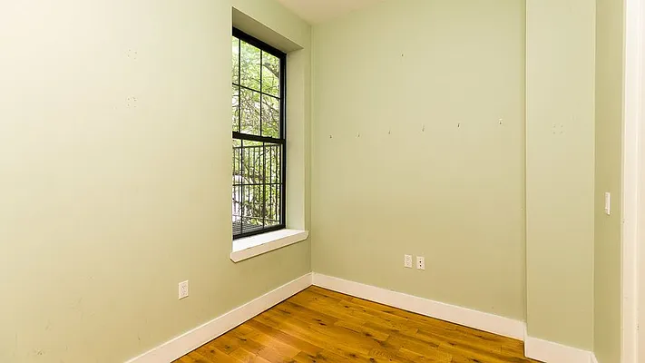 Rented by Nooklyn NYC LLC | media 55