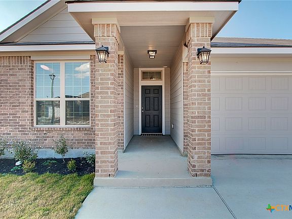 2nd image of 1122 Lilac Ledge Dr