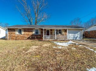 22 Sunrise Dr, Boonville, MO 65233