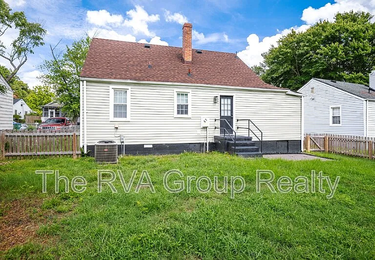 712 Hill Top Dr — Photo 40
