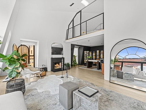 5th image of 201 Newbury St APT 506