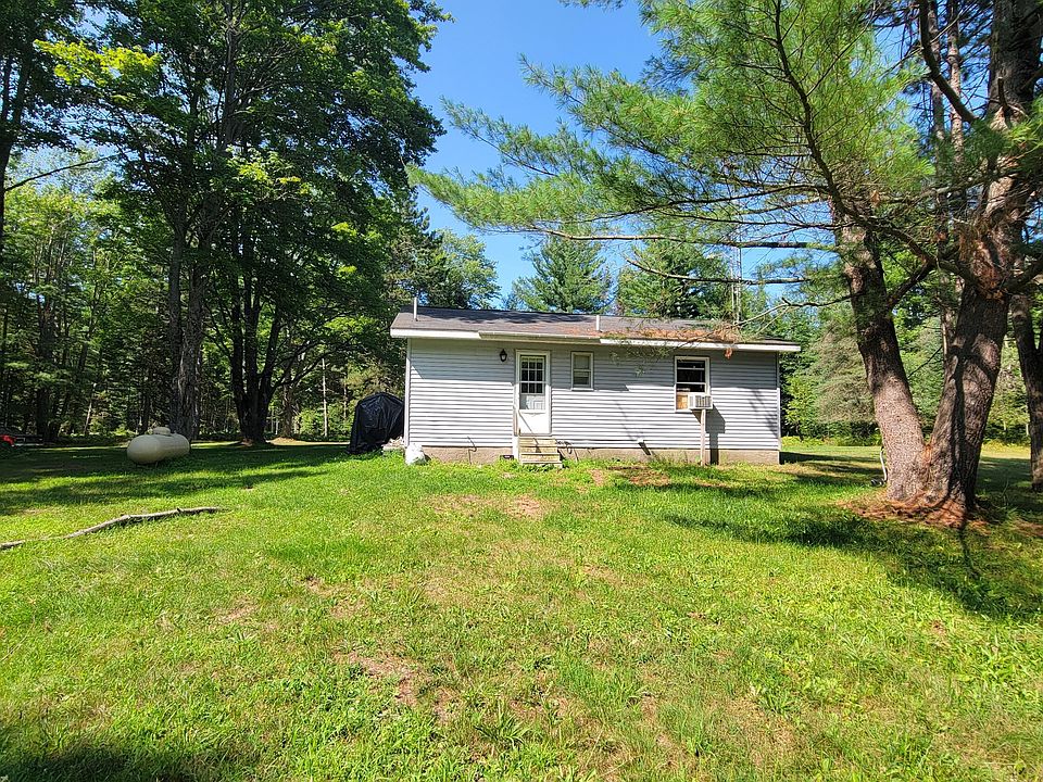 1st image of 1352 E Vandercook Rd