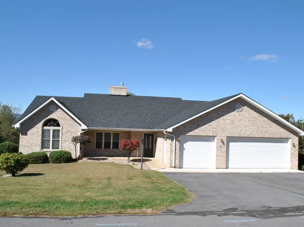 506 Evening St, Moorefield, WV 26836