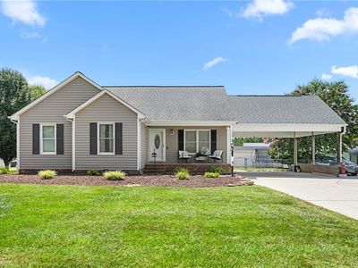 704 Rolling Rd, Haw River, NC, 27258