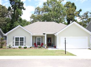 325 Mount Pleasant Dr, Hattiesburg, MS 39402