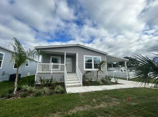 13129 Lime Ave, Grand Island, FL 32735