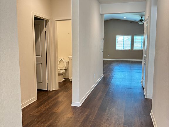5th image of 15615 Kings Peak Dr
