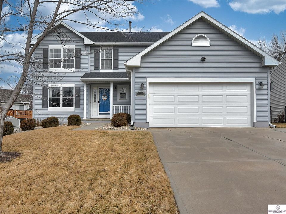 1st image of 15134 Willow Creek Dr