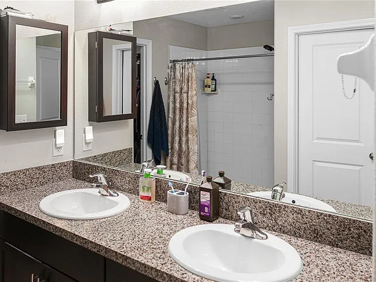 4301 Salt Springs Ln — Photo 9