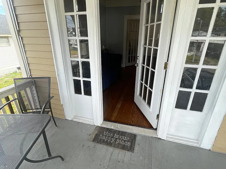 2674 Myrtle St — Photo 7