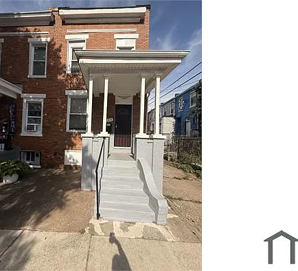 1120 N Luzerne Ave — Photo 2