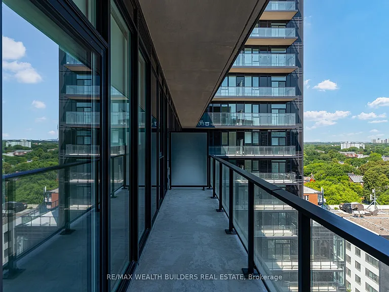 285 Dufferin St #1103 — Photo 26