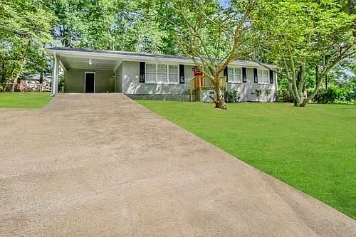 2nd image of 2915 Alcris Dr