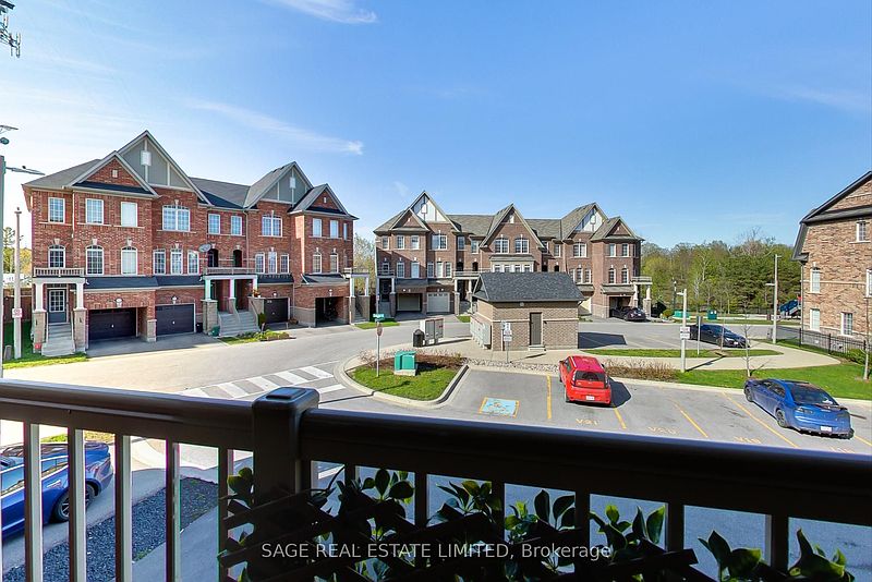 Ajax Townhouse for rent - 2 Bedrooms — photo 19