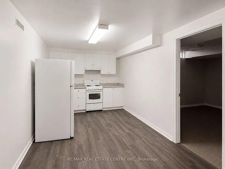 4397 Guildwood Way — Photo 6