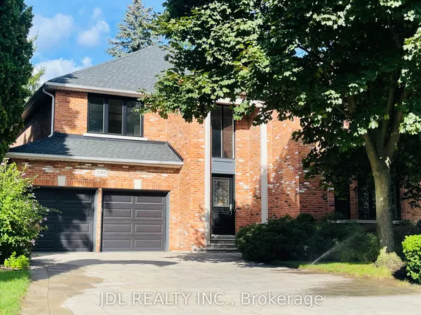 1283 Lindburgh Ct, Mississauga, ON L5H 4J2