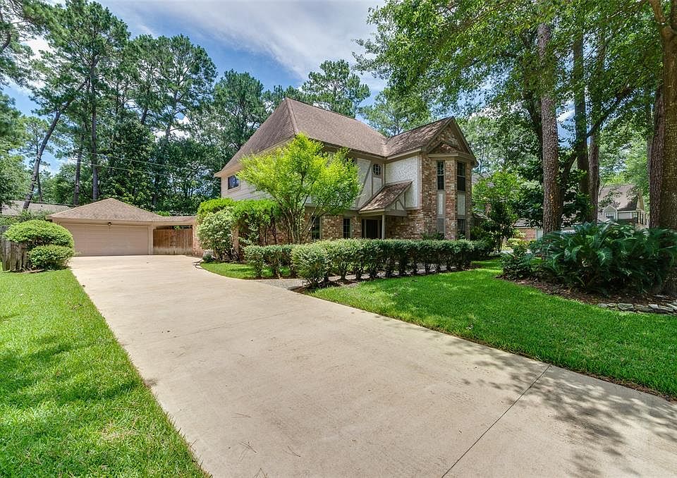 Welcome to 12718 Ivyforest Dr .....