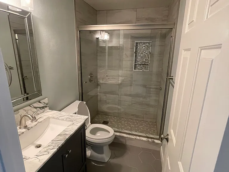 211 Twin Falls Ct — Photo 10