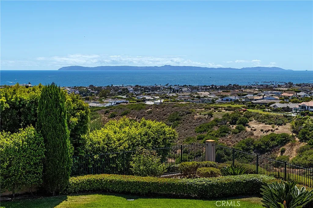 5 bed, 7.0 bath, 9845 sqft, $65,000 — Photo 3