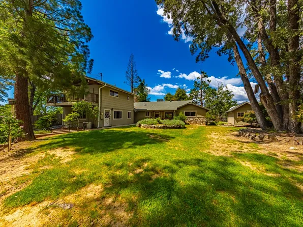 51739 Cedar Dr, Oakhurst, CA 93644