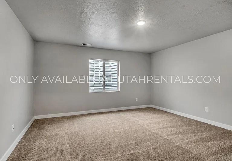 4922 W Northwood Ln — Photo 20