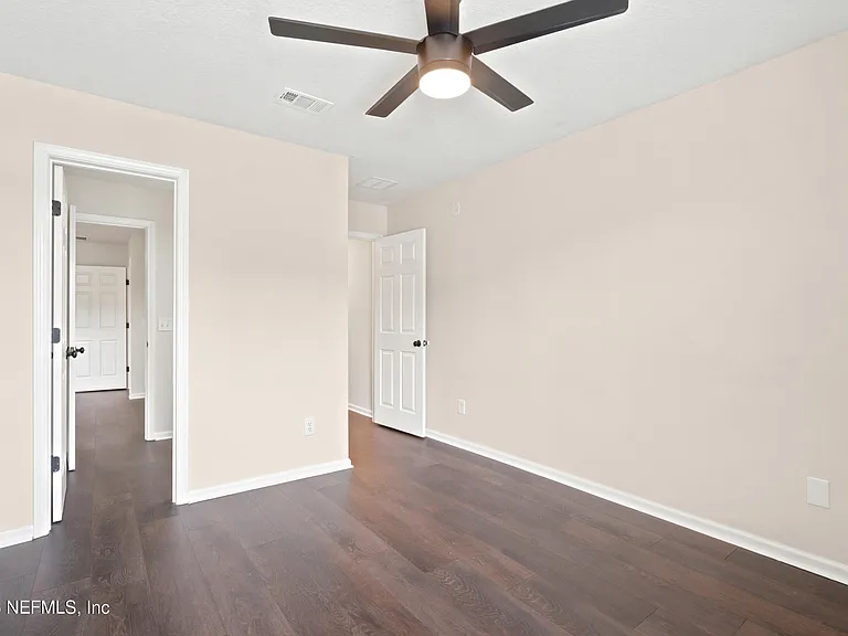 577 Scrub Jay Dr — Photo 26