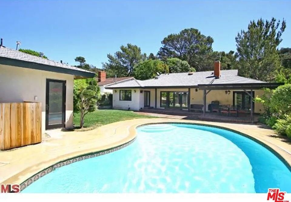 3 bed, 4.0 bath, 2194 sqft, $10,500 — Photo 2