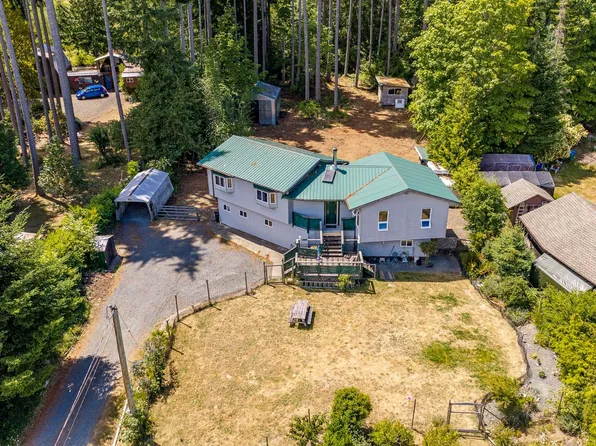 4530 Thompson Clarke Dr E, Nanaimo, BC V0R 1G0