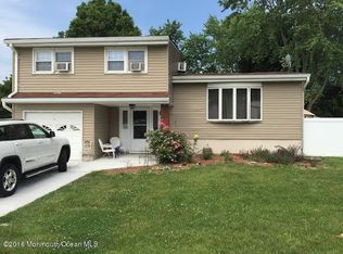 57 Frederick Pl, Old Bridge, NJ 08857