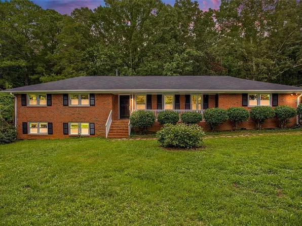 14931 Brown Bridge Rd, Covington, GA 30016