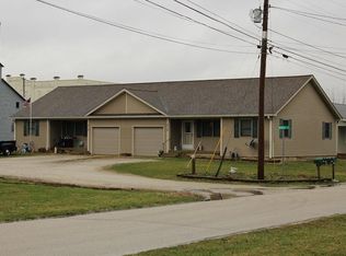 218-220 Merrill Ct, Thorntown, IN 46071