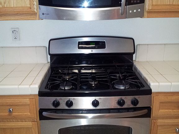 3rd image of 3813 Sierra Gold Dr