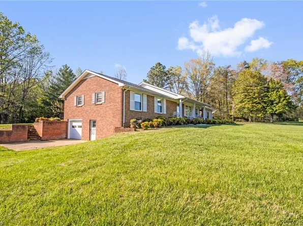 520 S Bunker Hill Rd, Colfax, NC 27235