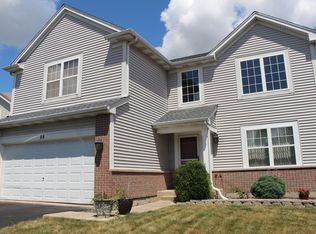 88 Kenilworth Ct, Romeoville, IL 60446