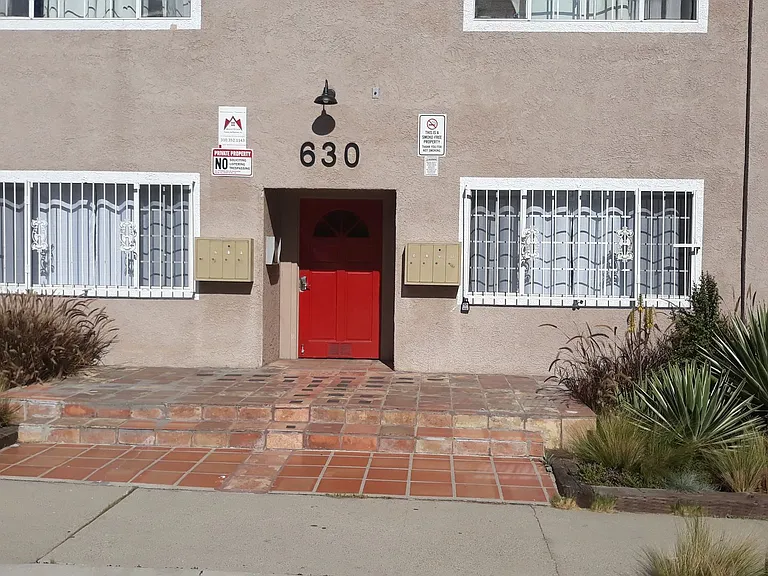 630 W Sepulveda St Los Angeles, CA 90731 — Photo 1