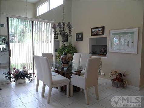 4th image of 1 Eastgate Dr APT D