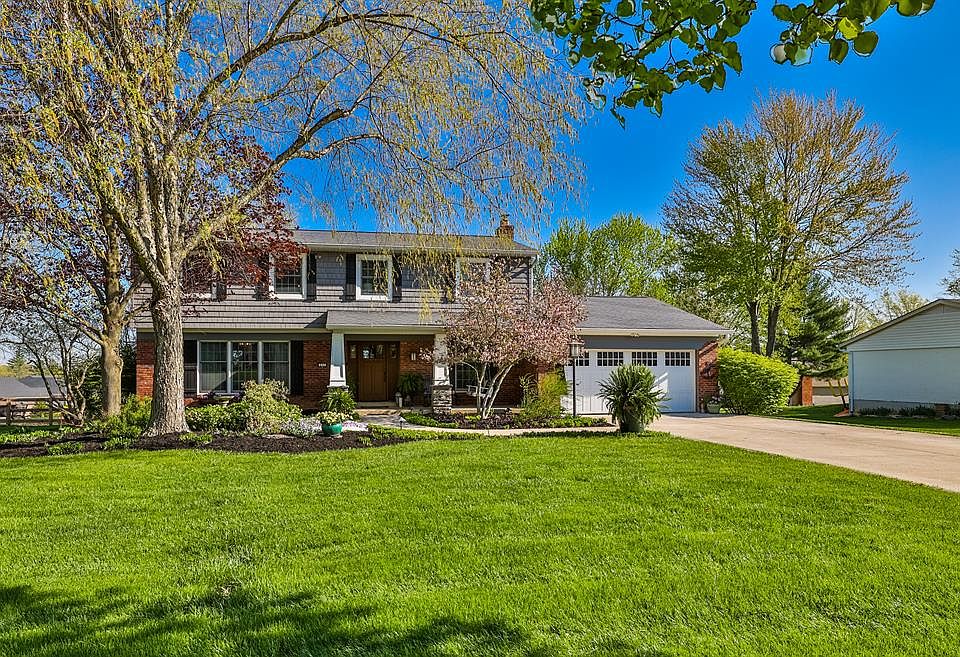 1st image of 237 Saddleback Dr