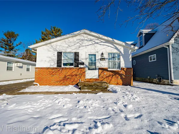 1733 Whipple St, Port Huron, MI 48060