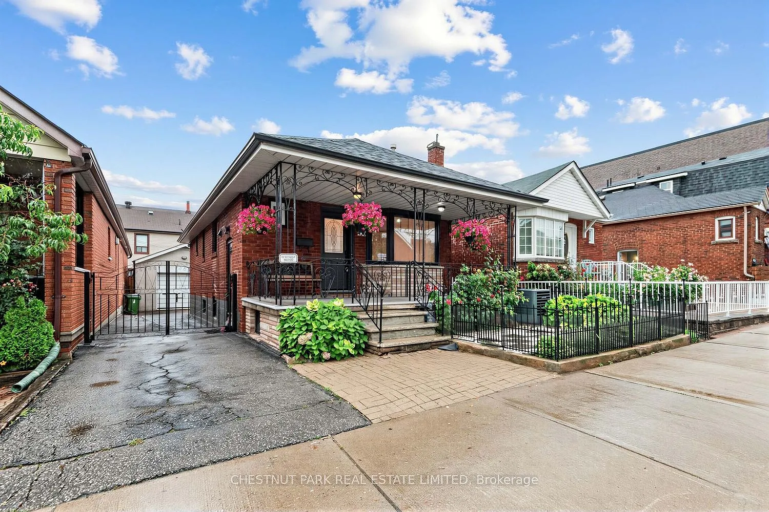 5 bed, $3,850 — Photo 1