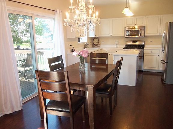 3rd image of 2536 N Silver Oaks Dr