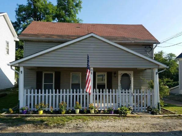 89 Main St, Martinsville, OH 45146