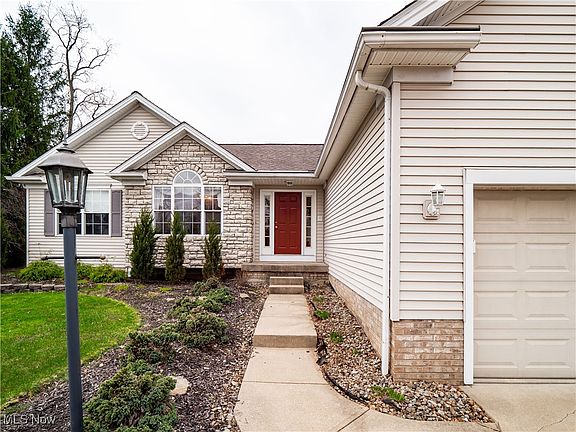 3rd image of 10028 Deerfield Ct