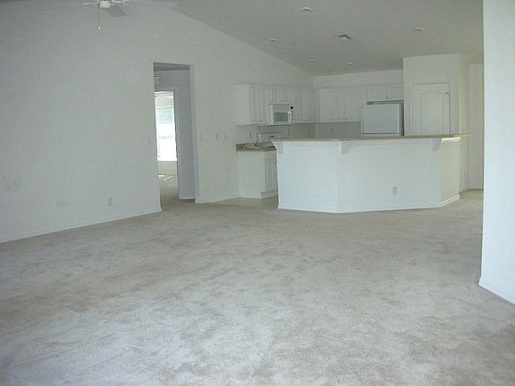 2nd image of 3566 NE 11th Ave