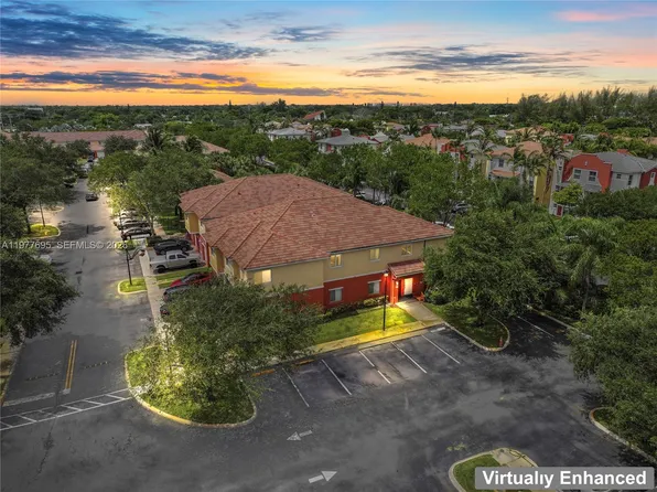 3335 Palomino Dr APT 323-3, Hollywood, FL 33024