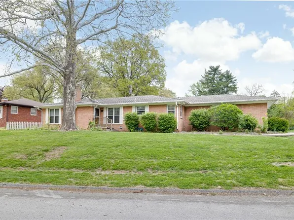 1901 N 32nd St, Saint Joseph, MO 64506